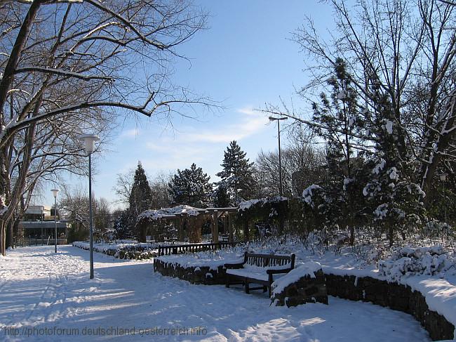 BÖBLINGEN > Stadtgarten - Schottischer Rosengarten