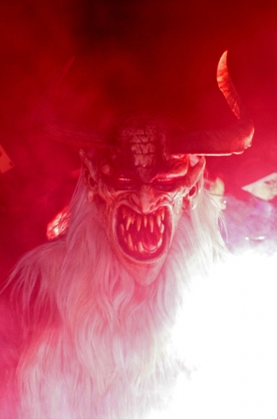 Perchtenlauf in Pfatter