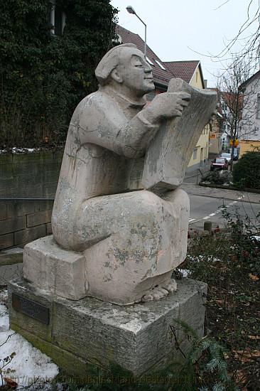 KIRCHHEIM UNTER TECK > Denkmal - Der Zeitungsleser
