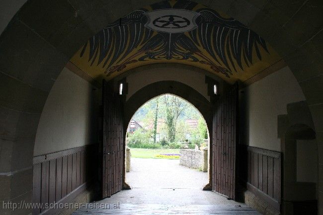 JAGSTTAL  > Jagsthausen > im Burginnenhof