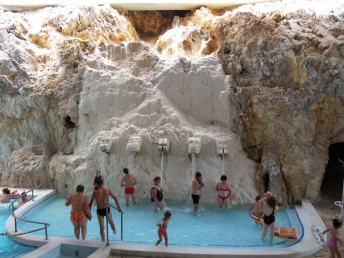 H:Miskolc-Tapolca>Bad>Zugang1