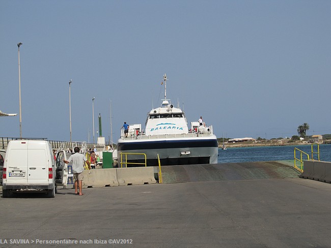 LA SAVINA > Marina de Formentera > Personenfähre
