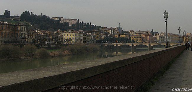 FIRENZE > Arnoufer > Lungarno della Zecca Vecchia