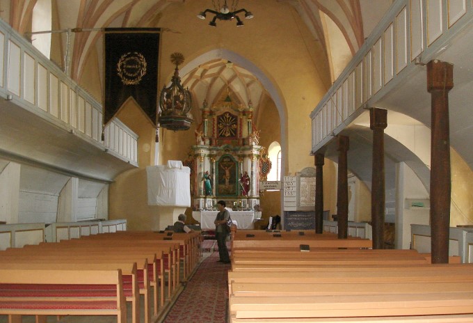 VALEA VIILOR > Kirchenburg