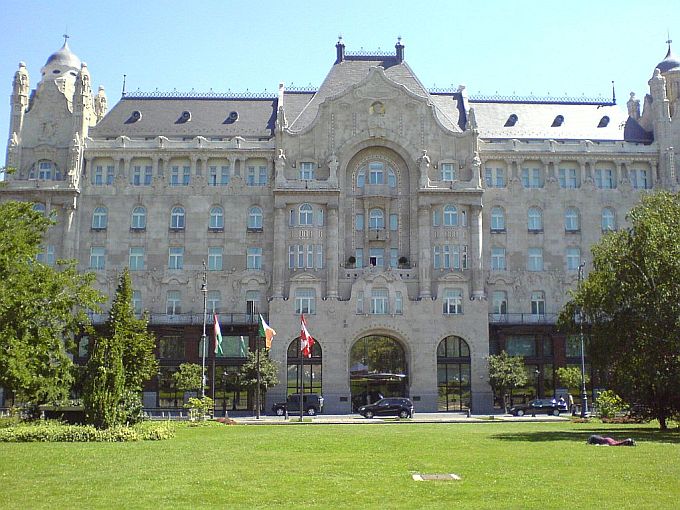 H:Budapest>Denkmalrundgang3>Gresham