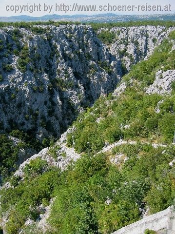 Zadvarje oberhalb Cetina 3