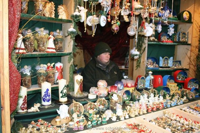 Schönbrunn < Weihnachtsmarkt 5