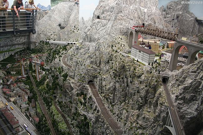 HAMBURG-SPEICHERSTADT > Miniatur Wunderland > Schweiz oben