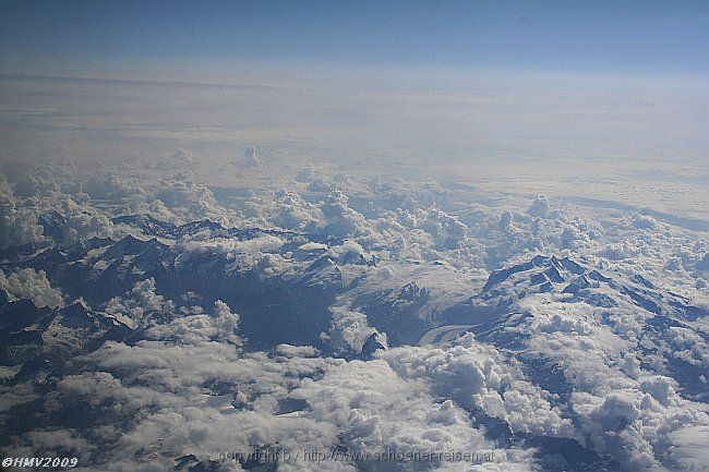 ALPEN > Berge in Wolken