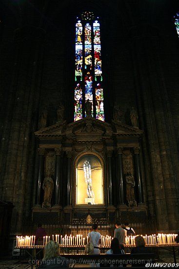 MILANO > Dom Santa Maria Nascente > Kirchenfenster