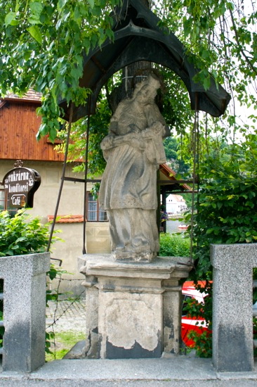 CZ: Cesky Krumlov  (Okres Cesky Krumlov) > Nepomuk auf  Most Dr. Benese