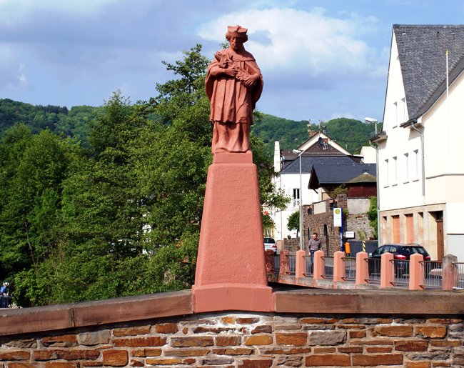 D: LORCH am Rhein > Nepomuk