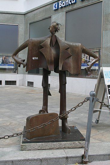 SANKT MORITZ-DORF > Bronzedenkmal