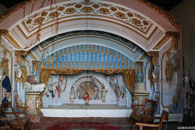 INSEL MADRE > Palast > Kleines Theater