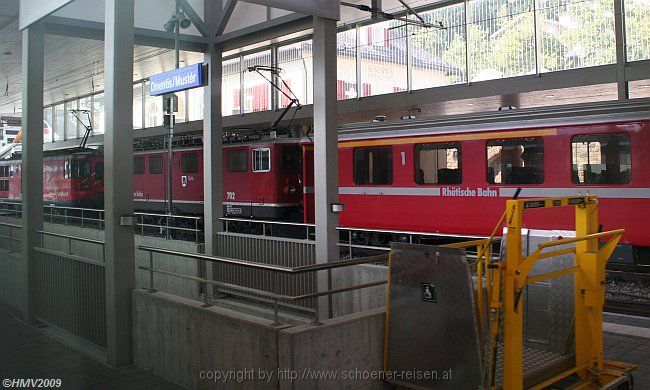 GLACIER EXPRESS 2009-09-24_218 > Disentis / Mustér