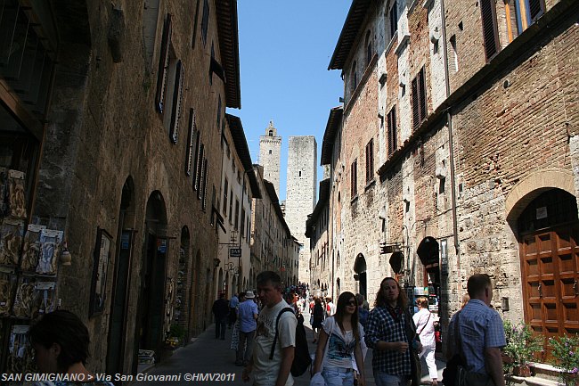 SAN GIMIGNANO > Via San Giovanni
