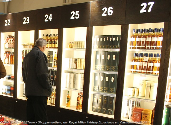 EDINBURGH > Old Town > Shopping entlang der Royal Mile - Scottish Whisky Experience