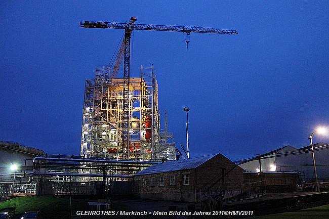 GLENROTHES / Markinch > Tullis Russel Papermakers > Blick zum RWE Biomasseheizkraftwerk
