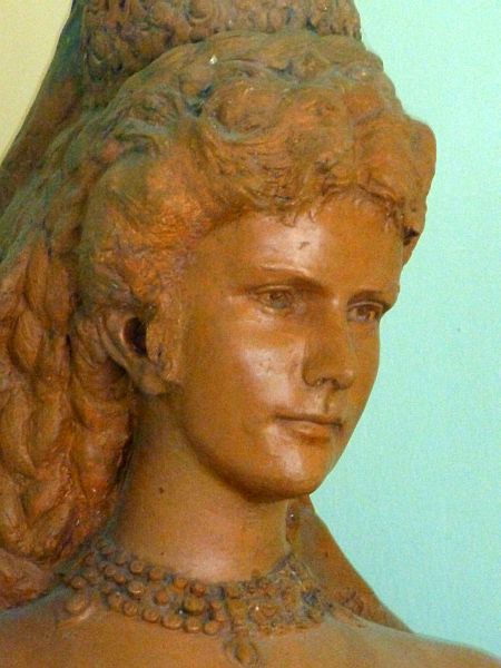 H:Esztergom>Rathaus>Elisabeth2