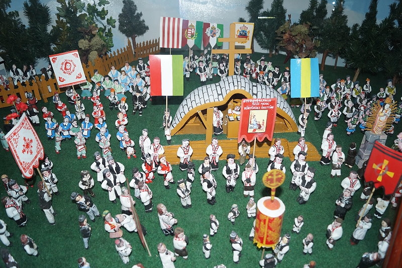 Velem > Milleniumspark > Schnitzereien