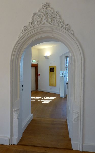 D:Bayern>Miltenberg>Mildenburg>Museum>Ausstellungsraum>Türbogen