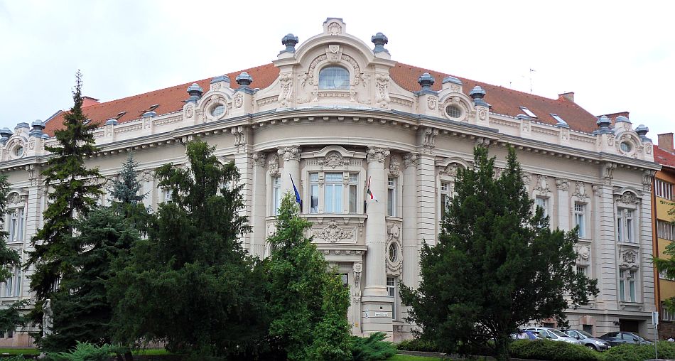 H:Eger>Eszterházy tér5>Schatzamt