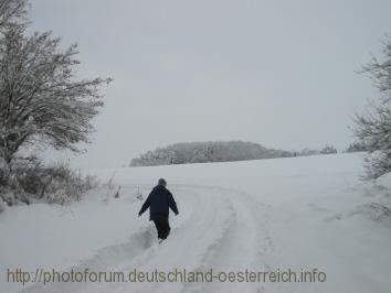 ANRIED > Feldweg voller Schnee