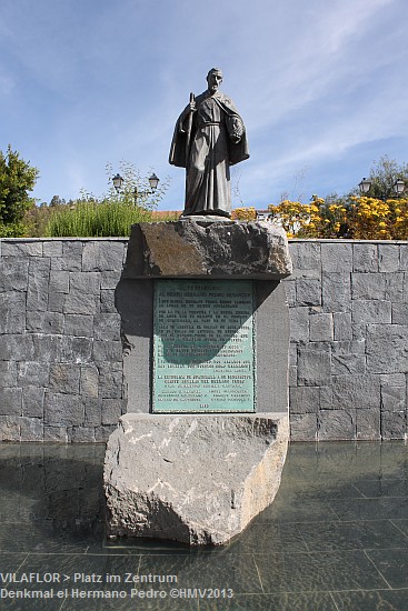 VILAFLOR > Ortszentrum > Denkmal Pedro de San José de Betancur