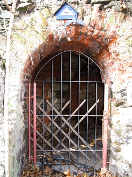 Maxen_Ofen_Seiteneingang