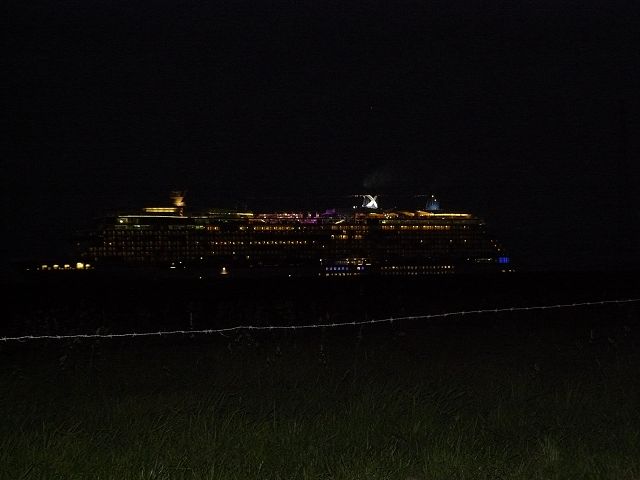 Ems-Überführung der Celebrity Reflection 8