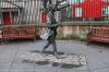 EDINBURGH > Royal Mile - Canonsgate > Denkmal Robert Fergusson