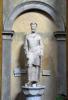 H:Eger>Basilika>innen>Statue1